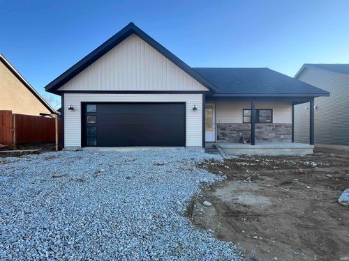 2106 Aruba Dr, Bedford, IN, 47421-5350 | Card Image