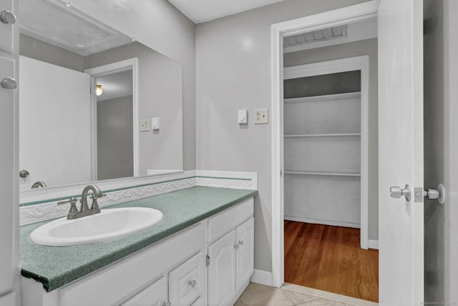 141 - 141 Spring St, Condo with 2 bedrooms, 2 bathrooms and 2 parking in Wethersfield CT | Image 23