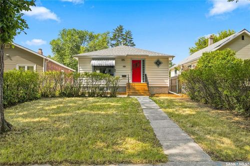 1336 Princess Street, Regina, SK, S4T3Y8 | Card Image