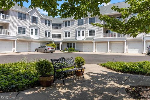 apt-319-42 W College Ave, YARDLEY, PA, 19067-1553 | Card Image
