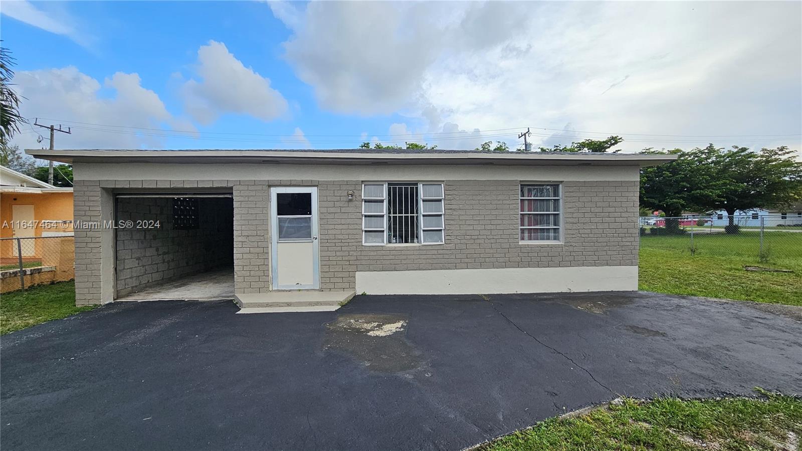 213th Ter, Miami Gardens, FL 33056
