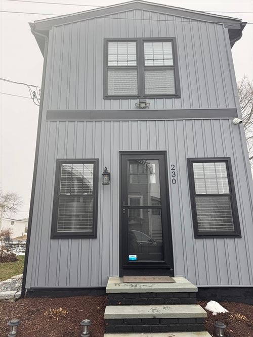 230 Cedar Ave, Portsmouth, RI, 02871-4513 | Card Image