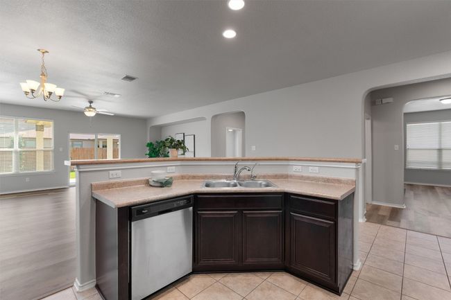 2216 Mccombs St, House other with 4 bedrooms, 3 bathrooms and 4 parking in Georgetown TX | Image 11