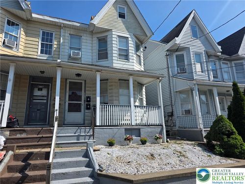 809 Bushkill St, EASTON, PA, 18042-3339 | Card Image