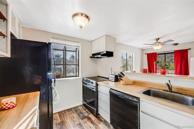 APT-301 - 12490 E Cornell Ave, Condo with 2 bedrooms, 2 bathrooms and 2 parking in Aurora CO | Image 12