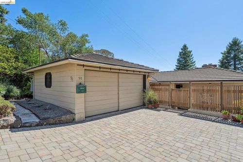 98 Fairlawn Dr, Berkeley, CA, 94708-2106 | Card Image