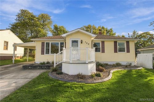127 Burmon Dr, Orchard Park, NY, 14127-1044 | Card Image