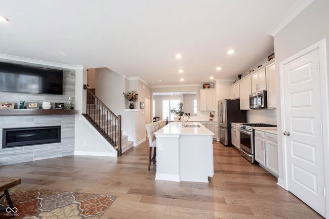 8194 Bostic Ct, Townhouse with 3 bedrooms, 4 bathrooms and null parking in Fishers IN | Image 23
