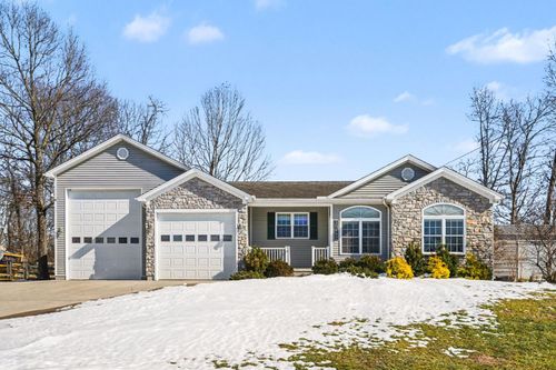 20552 Alpine Dr, Lawrenceburg, IN, 47025-8824 | Card Image