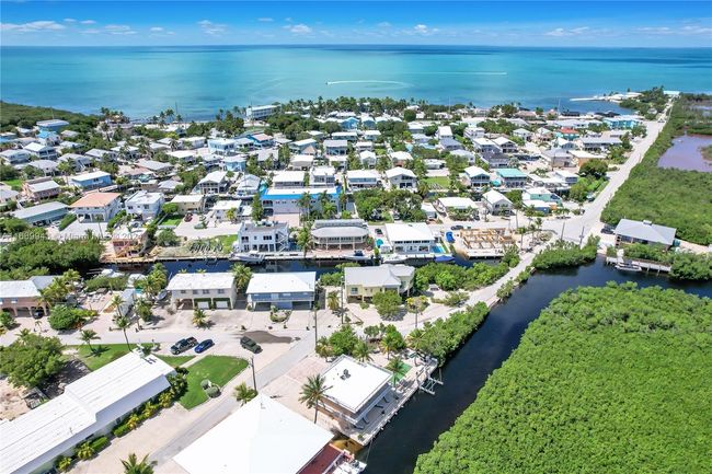 127 - 127 S Layton Dr, House other with 3 bedrooms, 2 bathrooms and null parking in Long Key FL | Image 46