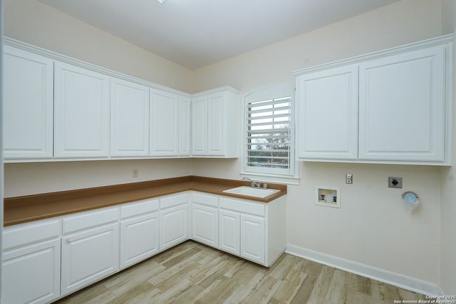 22718 Fossil Peak, House other with 4 bedrooms, 5 bathrooms and null parking in San Antonio TX | Image 26