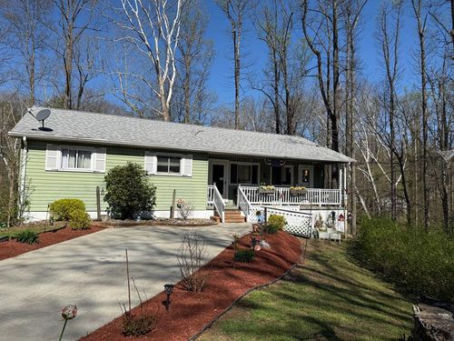 125 Peach Lane, New Martinsville, WV, 26155 | Card Image