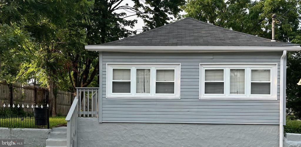 Nelson Ave, Woodbury, NJ 08096