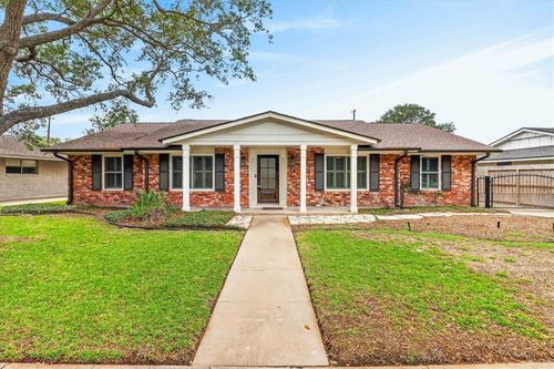 722 Brock Dr, Corpus Christi, TX, 78412-3011 | Card Image