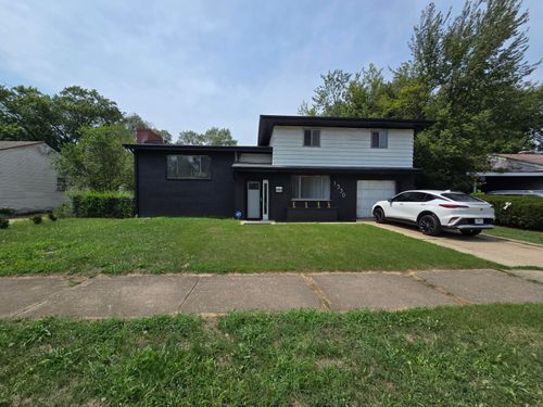 1330 Arizona St, Gary, IN, 46403-3573 | Card Image
