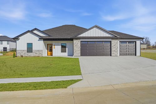 16640 Klinton Dr, Boonville, MO, 65233-3580 | Card Image