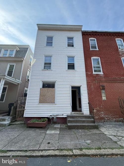 1603 Hunter St, HARRISBURG, PA, 17104-1884 | Card Image