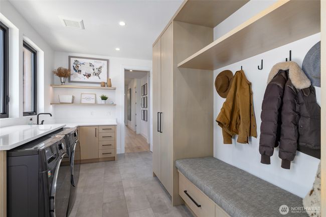 great storage in utility/mudroom. | Image 23