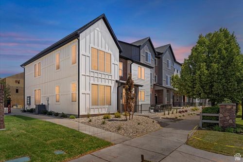 145-828 W 1100 N, North Salt Lake, UT, 84054-5000 | Card Image