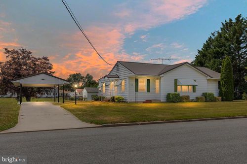 107 N Reed St, CLAYTON, DE, 19938-7751 | Card Image