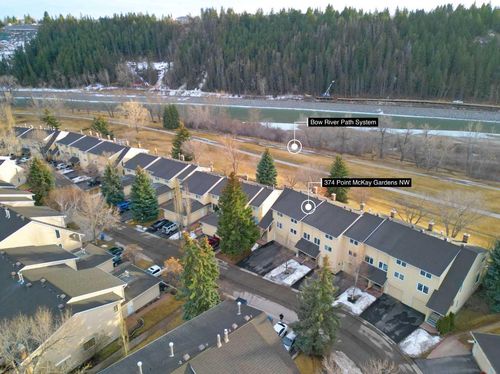 374 Point Mckay Gdns Nw, Calgary, AB, T3B4V8 | Card Image