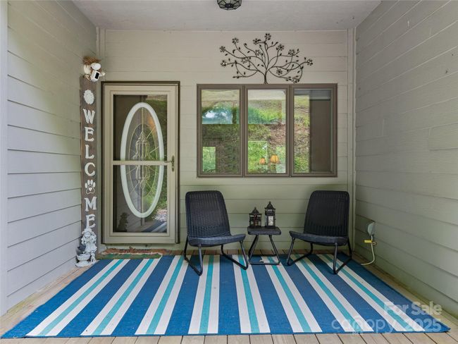 48 Grouse Thicket Rd, House other with 3 bedrooms, 3 bathrooms and null parking in Mars Hill NC | Image 4