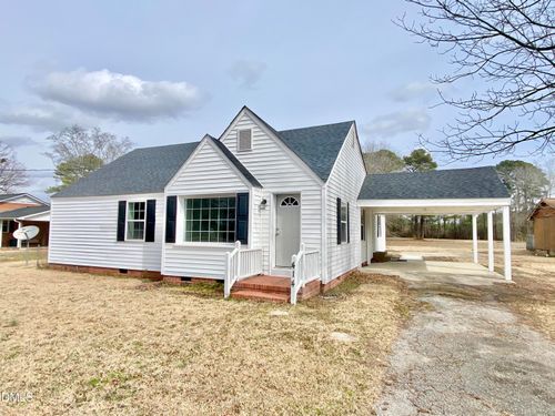 414 W Main St, Selma, NC, 27576-5923 | Card Image