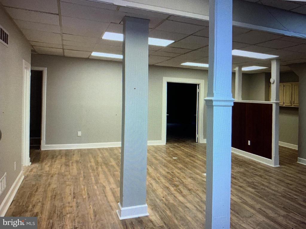 Commercial Lease in BURLINGTON 4
