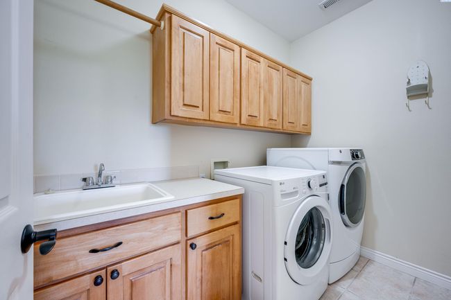 1105 Sw Meyer Dr, Home with 6 bedrooms, 4 bathrooms and null parking in Pullman WA | Image 27