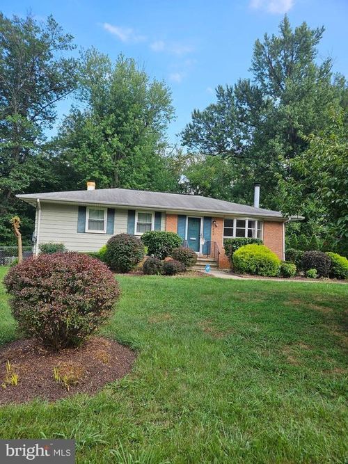 2653 Bowling Green Dr, VIENNA, VA, 22180-7032 | Card Image