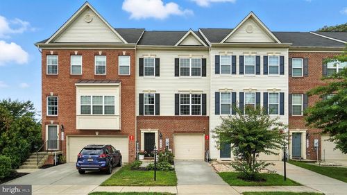 7004 Dannfield Ct, GLEN BURNIE, MD, 21060-8589 | Card Image