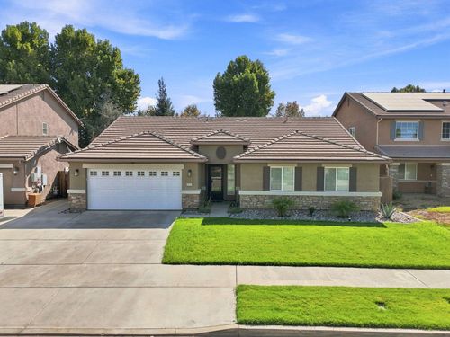 3038 N Linda Vista Ct, Visalia, CA, 93291-3921 | Card Image