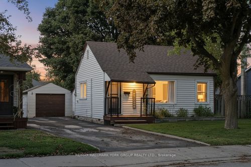 24 Churchill Cres, Lindsay, ON, K9V3Y6 | Card Image