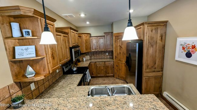 UNIT-19 - 715 Moraine Ct, Condo with 3 bedrooms, 2 bathrooms and null parking in Driggs ID | Image 31