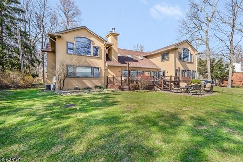 1531 Coles Ave, Mountainside, NJ, 07092-1311 | Card Image
