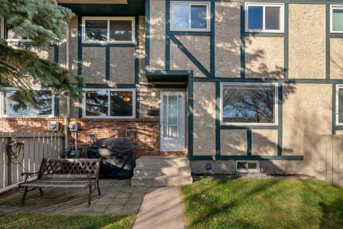 81-203 Lynnview Rd Se, Calgary, AB, T2C2C6 | Card Image