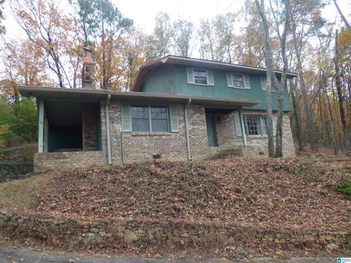97 Fairway Dr, Anniston, AL, 36207-6207 | Card Image