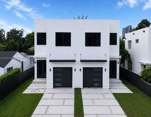 3520 Sw 25th Ter, Miami, FL, 33133-2005 | Card Image