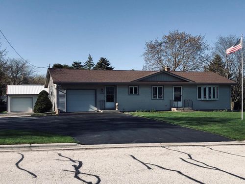 508 Roosevelt Avenue, Howards Grove, WI, 53083 | Card Image
