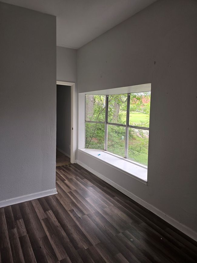 1005 S Sycamore St, Home with 3 bedrooms, 2 bathrooms and 1 parking in Crockett TX | Image 12