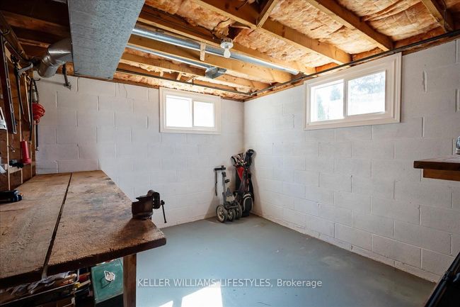 20 Park Lane, House other with 3 bedrooms, 2 bathrooms and 4 parking in Forest ON | Image 31
