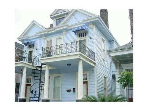 3929 Coliseum St, New Orleans, LA, 70115-3739 | Card Image