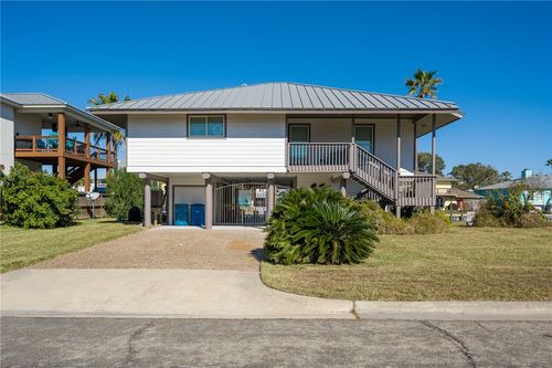 11 Luau Ln, Rockport, TX, 78382-3723 | Card Image