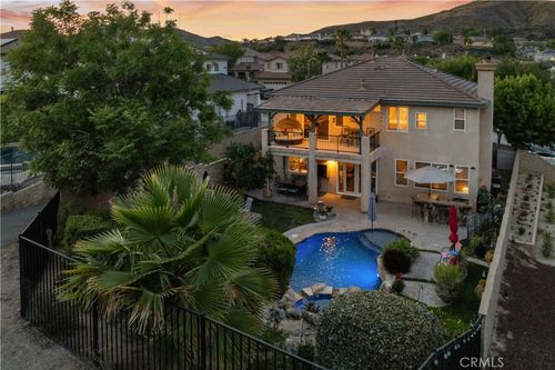 21124 Cross Creek Dr, Saugus, CA, 91350-4447 | Card Image