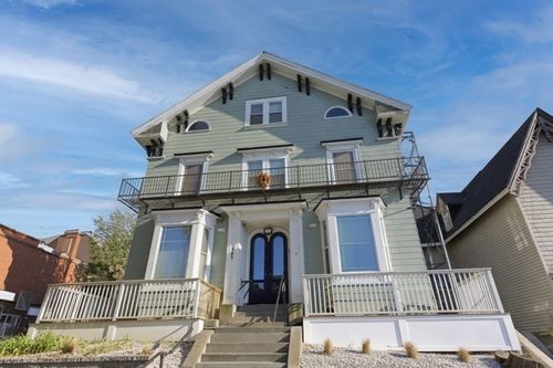 142 Dorchester Street, Boston, MA, 02127 | Card Image