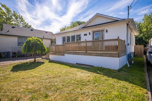 324 Linwell Rd, Saint Catharines, ON, L2N1T4 | Card Image