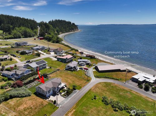 4963 Magellan Dr, Freeland, WA, 98249-9604 | Card Image