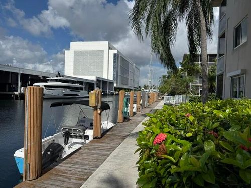 212-1500 Se 15th St, Fort Lauderdale, FL, 33316-2715 | Card Image