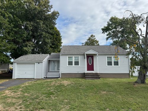 231 Kenneth St, East Haven, CT, 06512-3730 | Card Image