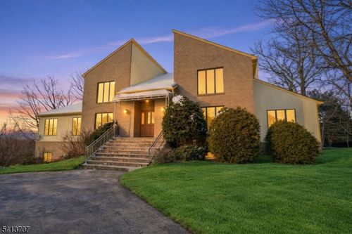32 Sylvan Dr, Pine Brook, NJ, 07058-9656 | Card Image